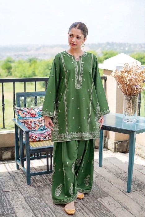 Elegant winter styling of Batik 326 pure dhanak 2 piece embroidered winter suit for women