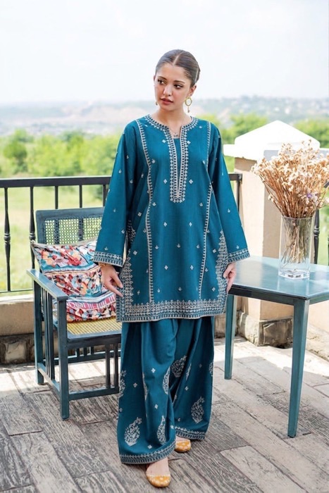 Pakistani winter fashion dress Batik 332 pure dhanak 2 piece embroidered winter suit for women