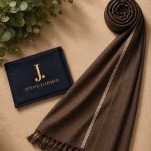 Warm gents chaddar with exclusive gift box for winter wedding