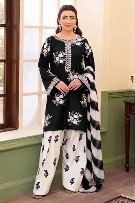 Trendy winter fashion 3 piece dhanak suit for women