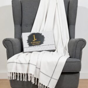 Luxury woven gents shawl for winter events in Pakistan