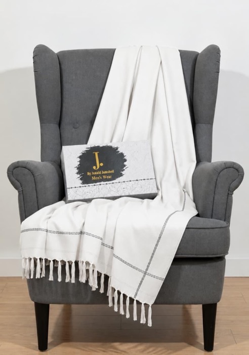 Luxury woven gents shawl for winter events in Pakistan