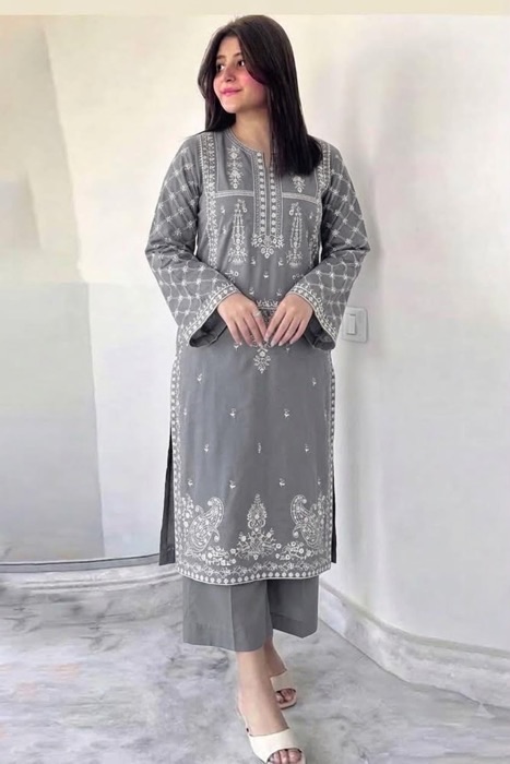 Exclusive Kameez Shop arrival Batik 308 pure dhanak 2 piece embroidered winter suit for women