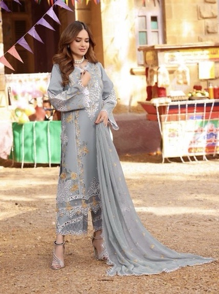 Sequin Embellished Rich Velvet Long Frock Design Luxury Bridal Dress - Pakistani Traditional Style